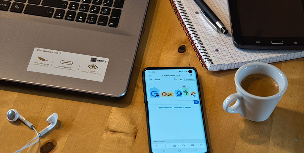 Image of a wireless equipment in the typical home office
